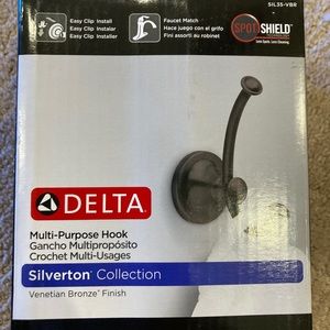 New In Box Delta Multi Purpose Hook